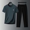 Conjunto Informal Deportivo de Dos Piezas para Hombre de Verano 2026 de Alta Calidad, Camiseta de Manga Corta con Cuello Redondo, Pantalones de Seda de Hielo, Color Sólido para Edad Media