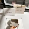 Moda Dropshipping Bolsa Caja Forma de Gato 2025 Estilo Nuevo Bolso de Mano con Pedrería Estilo Chanel Venta al por Mayor