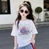 Nuevo conjunto de color block estilo caricatura para niñas, nuevo y moderno conjunto casual de dos piezas con shorts de manga corta holgados para el verano 2026