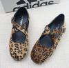 Zapatos de Mujer con Estampado de Leopardo y Tacón Oculto, Zapatos de Salón Individuales Retro con Hebilla Metálica Cruzada, Nuevos Zapatos de Abuela Versátiles de Boca Baja para Mujer Otoño 2025