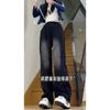 Calça Jeans Masculina Retro Americana com Cordão na Cintura Elástica Gradiente Preto e Cinza Cleanfit Calça de Perna Reta