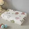 2026 Nuevo Producto Estilo Ins Fresco Dibujos Animados Algodón Puro Látex Funda de Almohada Funda de Almohada Ondulada