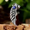 Venta al por mayor de joyería de acero inoxidable para comercio exterior europeo y americano, collares colgantes de pluma de titanio personalizados, collares de moda para hombres y mujeres