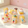 Nuevos adornos de resina DIY de color amarillo, con diseño de gatitos lindos, decoraciones pequeñas para coche, figuritas y llaveros de pegamento color crema