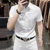 Camisa casual de manga corta, fluida y libre de arrugas de alta gama para hombre, corte ajustado, tacto premium, camisa de seda helada elástica de color liso para negocios