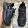 Sapatos Masculinos Primavera 2026 Novo Estilo Verão Versátil Retro Sola Reta Tendência Celebridade da Internet Mais Vendido Sapatos Casuais Esportivos para Homens