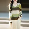Jersey Fino de Lana con Cuello en V 2026 Otoño/Invierno Nuevo Estilo para Mujer de Manga Larga Bloque de Color Holgado Pulóver Prenda Base