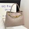 Bolso de hombro moderno y elegante 2026 nicho primavera nuevo bolso para mujer bolso de mano de gran capacidad bolso de mano versátil para el día a día