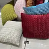 Almohada retorcida tridimensional nueva de los fabricantes cojín de almohada de lujo ligero funda de cojín para sofá funda de almohada venta caliente en Amazon