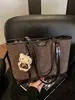 Bolsa Tote Retrô de Grande Capacidade Feminina 2025 Outono e Inverno Nova Moda Textura Bolsa de Axila para Trabalho Bolsa de Ombro
