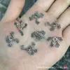 Prata Antiga Vintage Panax Notoginseng Borboleta Prateada Flor do Amor Alegria Pacífica Anel de Corrida Pulseira Contas Espaçadoras Gota Pequena Acessórios para Joias DIY