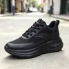 Zapatillas de running para hombre 2026 modelo nuevo de otoño, zapatos transpirables de malla para hombre, cómodos para exteriores, modernos, de suela blanda, versátiles para hombre
