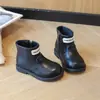 Botas para Niñas 2025 Invierno Nuevo Estilo Coreano Cremallera Lateral de Niño Botas Martin Moda para Niña Celebridad de Internet Letra Botines