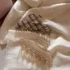Nuevo Pasador de Pelo de Lunares y Cuadros Otoño/Invierno 2026 con Atmósfera Vintage para Peinados Semi-Recogidos en la Parte Trasera de la Cabeza
