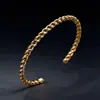 Europa y Estados Unidos comercio exterior transfronterizo moda popular pulsera de titanio y acero con diamantes para mujer no se decolora hebilla de lujo ligero pulsera tendencia