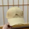 Sombrero Versátil Retro para Mujer, Simple Letras Pequeñas 'Just', Estilo Coreano Casual con Visera Curva, Accesorio de Moda Urbana Tendencia para Jóvenes, Protección Solar