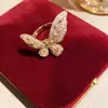¡El Sueño de la Mariposa de Zhuang Zhou! Anillo de Mariposa de Circonita Rosa Super Brillante para Mujer, Moderno, Lujoso, Anillo de Dedo Índice de Gama Alta, Joyería para Mujer