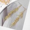 Pendientes de Borla de Bola de Metal Aguja de Plata Pendientes Largos Simples de Nicho Europeos y Americanos Pendientes de Moda con Diseño Personalizado para Mujer