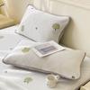 Producto Nuevo Primavera/Verano 2026 Clase a Funda de Almohada Enfriadora Tejida Jacquard con Cuentas y Diseño Bordado a Máquina (Estilo Uno)