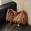 Bolsa de ombro de camurça transfronteiriça para mulheres, bolsa de grande capacidade com estampa de leopardo, nova bolsa com corrente para mulheres, bolsa transversal versátil para o dia a dia