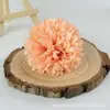 Crisântemo Artificial Decoração de Salão de Casamento Adereços de Fotografia Arranjo de Flores DIY Tecido de Seda Crisântemo de Mil Camadas Grampo de Cabelo Arranjo de Flores Atacado