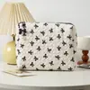 Nova Bolsa de Maquiagem Portátil com Laço para Mulheres, Bolsa de Higiene Pessoal Portátil de Grande Capacidade para Viagem, Bolsa de Armazenamento para Produtos de Skincare, Pronta para Venda