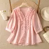 Camisa de Encaje con Cuello en V para Mujer Verano 2026, Holgada y Adelgazante, Top Versátil Estilo Francés Retro Artístico