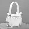 Cesta de flores de cristal de mano estilo occidental para boda, flor de encaje, flor de niña, cesta de flores, suministros de boda al por mayor