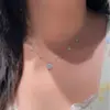 Nuevo Brazalete Cadena Clavícula Flor de Rosa con Diamantes y Estrellas, Collar Floral Inspirado en Celebridades, Set de Lujo Ligero de Gama Alta