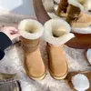 Botas de Nieve de Suela Gruesa para Mujer 2026 Nuevas de Invierno con Felpa Gruesa Cálidas Piel y Piel Sintética Integradas Botas Cortas Uso Bidireccional Botas de Algodón del Noreste