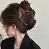 Elegante Pinza para el Cabello Triángulo con Estampado de Leopardo para Mujer 2025 Nuevo Vintage Otoño/Invierno Pinza de Tiburón para Accesorios de Peinado recogido
