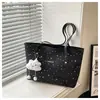 Bolsa tote de grande capacidade com padrão de estrelas, estilosa e versátil para mulheres, perfeita para uso casual, como bolsa de mão ou de ombro, e adequada para mulheres jovens, moderna para o trabalho e pode ser carregada sob o braço