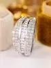 Anel de Banda Larga Três Fileiras Totalmente Cravejado com Diamantes, Venda Quente Transfronteiriça, Anel Multicamadas Cravejado com Diamantes Baguete e Redondos, Anel de Luxo Leve