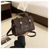 Bolsa Simples Transfronteiriça Feminina Moda Verão 2026 Cor Sólida Ombro Único Bolsa de Axila Pequena Quadrada Diagonal