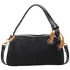 2026 Nova Bolsa Almofada Boston Fosca Design de Nicho Bolsa de Mão Versátil Casual Couro Macio Bolsa de Ombro Único Transversal