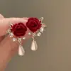 Pendientes de botón con lazo festivo de terciopelo rojo para mujer, pendientes elegantes y dulces con forma de flor y borla larga, pendientes de otoño e invierno