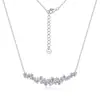 Collar de plata de ley S925 con moissanita completa, cadena para la clavícula en forma de arco sonriente con racimo de flores irregulares de moissanita, el más vendido en ventas transfronterizas