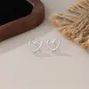Brincos de Gelo Amor Moda Feminina 2025 Novo Design Oco de Nicho Estilo Ins Leve Luxo Mais Fáceis de Combinar Brincos