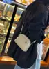 Bolsa Pequena de Couro Genuíno Feminina 2025 Nova Bolsa para Celular Bolsa Mãe Feminina Bolsa Transversal de Ombro Versátil Mini Bolsa Quadrada Pequena