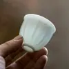 Bandeja de Cerâmica Verde Sombra Embossada Feita à Mão Bandeja para Gaiwan Conjunto de Chá Kung Fu Celadon Xícara do Anfitrião Xícara de Degustação Xícara de Chá Xícara da Feira
