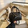 Bolso de Mano de Concha de Gama Alta para Mujer, Estilo Coreano, Bolso de Hombro Casual de Moda Tendencia, Bolso Cruzado Versátil de Nicho 2026