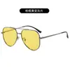 Gafas de Sol Metálicas de Doble Puente de Nuevo Color de Moda Transfronterizas, Gafas de Sol Polarizadas de Sombra para Sol de Negocios Elegantes Fabricante