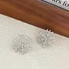 Pendientes de copo de nieve con microincrustaciones de plata para Navidad, otoño e invierno, elegantes, ligeros, de lujo, de alta calidad, exquisitos, de moda, que combinan con todo.