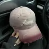 Gorra de Béisbol Vintage Borgoña Desgastada para Mujer, Estilo Retro Americano, Circunferencia de Cabeza Grande, Gorra Versátil con Letras que Hace que la Cara Parezca Más Pequeña