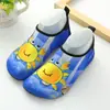 Zapatos y calcetines de playa para niños con dibujos animados, para exteriores, para vadear, nadar y hacer snorkel.