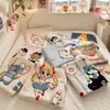 Juego de Cuatro Piezas de Toalla de Gasa Arrugada, Sábana y Funda de Edredón Bordadas, Ropa de Cama de Dibujos Animados Lindos, Juego de Tres Piezas para Estudiantes, Suave y Lisa al Tacto