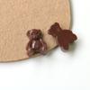 Parche de oso haciendo pucheros de dibujos animados coreanos, accesorios acrílicos para pendientes, pinza para el pelo, funda de teléfono, material al por mayor