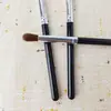 Pincel de Maquillaje para Manchas Pincel de Maquillaje Pincel de Mezcla en Forma de Llama Pincel para Sombras de Ojos Pincel Iluminador Herramientas de Belleza Cosas Buenas