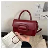 Bolso pequeño retro para mujer, nueva colección de verano 2026, bolso de hombro versátil, bolso cruzado, estilo transfronterizo, con acabado similar al cuero encerado, bolso cuadrado pequeño