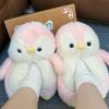 Chinelos de Pinguim de Inverno para Mulheres Fofos Recheados Decoração de Casa Antiderrapantes Espessados Quentes para Interior Meninas Estudantes Sapatos de Algodão 2025